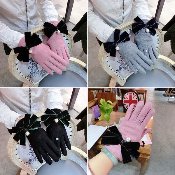 five fingers gloves women winter thicken cashmere fashion big black bow knot ladies mittens elegant rhinestone female guante agl227, Blue;gray
five fingers gloves women winter thicken cashmere fashion big black bow knot ladies mittens elegant rhinestone female guante agl227, Blue;gray