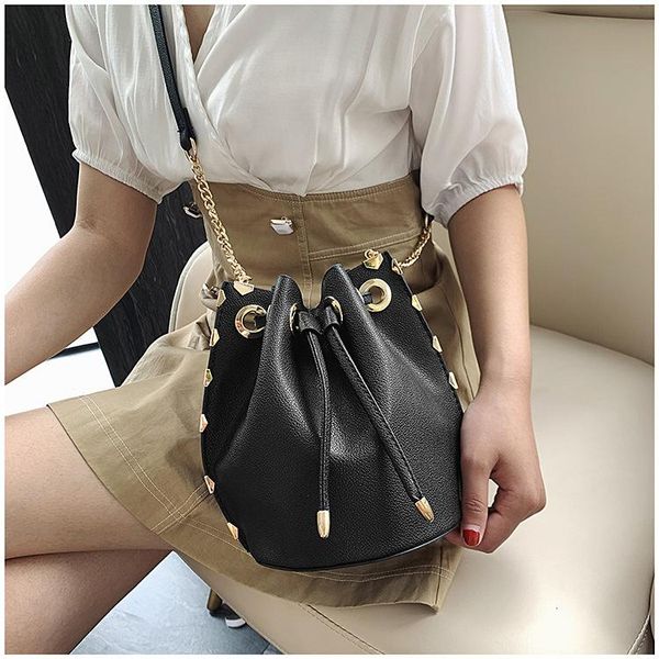 fashion drawstring women rivet handbag pu leather women shoulder bags designer bags ladies casual sac a main
fashion drawstring women rivet handbag pu leather women shoulder bags designer bags ladies casual sac a main