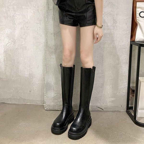 women's knee high boots women leather platform riding zipper boots ladies long thigh high flat boot autumn winter black
women's knee high boots women leather platform riding zipper boots ladies long thigh high flat boot autumn winter black