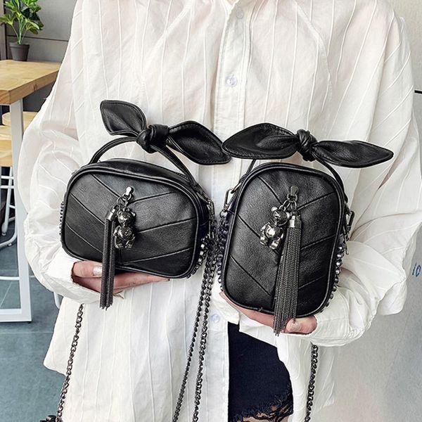 2020 black women rivet shoulder bags tassel bucket bags for girls crossbody women's bag a main femme handbags
2020 black women rivet shoulder bags tassel bucket bags for girls crossbody women's bag a main femme handbags
