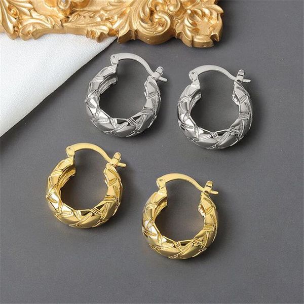 new classic copper stripe round stud earrings for women personality geometric earrings piercing female fashion jewelry gifts, Golden;silver 
new classic copper stripe round stud earrings for women personality geometric earrings piercing female fashion jewelry gifts, Golden;silver