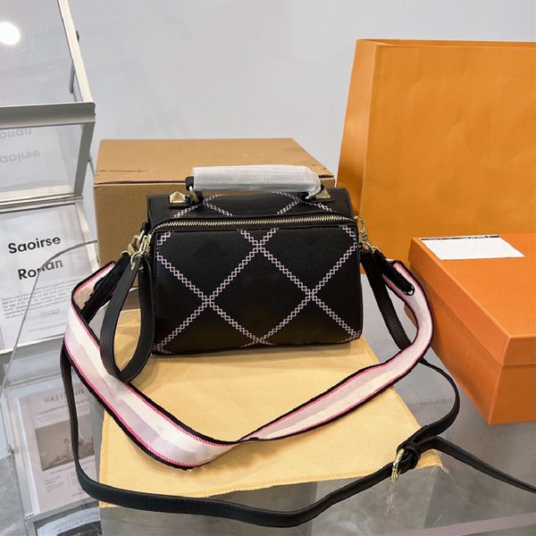 designers trunk handbags shoulder bags women floral purses square cross body vintage small flaps fashion lady handbag clutch pochettes flowe
designers trunk handbags shoulder bags women floral purses square cross body vintage small flaps fashion lady handbag clutch pochettes flowe