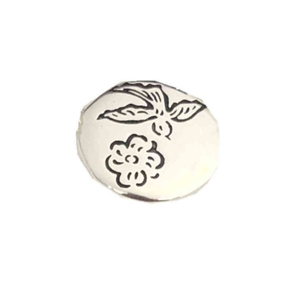 the jewel online new fearless round necklace female lovely bird flower pendant eye sweater chain, Golden;silver
the jewel online new fearless round necklace female lovely bird flower pendant eye sweater chain, Golden;silver