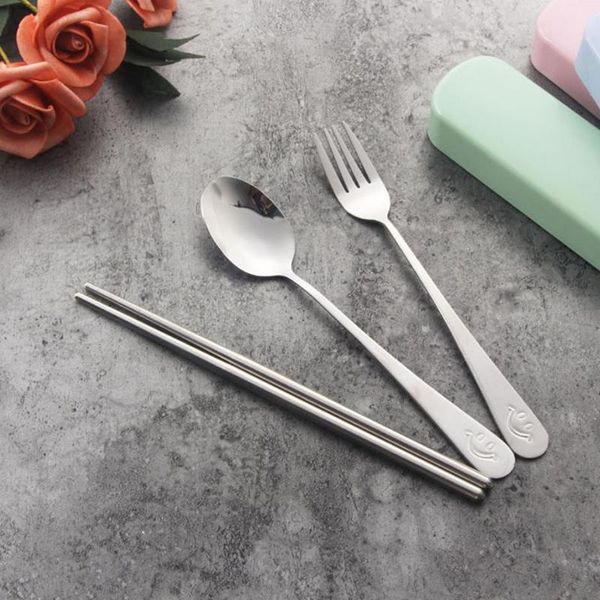 new tableware box portable cutlery case kitchen students household utensils dinnerware bag dinner set ing
new tableware box portable cutlery case kitchen students household utensils dinnerware bag dinner set ing