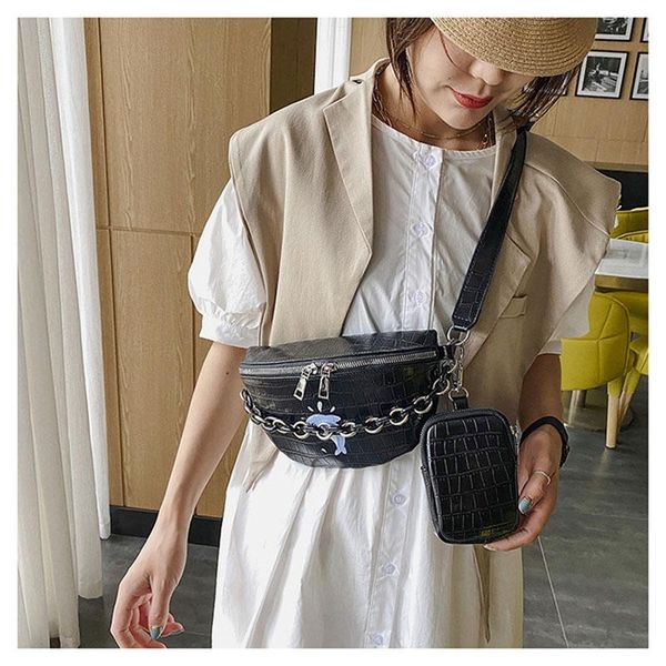 2020 new woman crocodile pattern belt bag female trendy designer wild ins chain messenger bag cute luxurious small chest
2020 new woman crocodile pattern belt bag female trendy designer wild ins chain messenger bag cute luxurious small chest