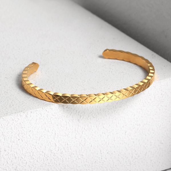 vintage opening bangle bracelet for women girls gold color stainless steel carved leaf rhombus wrist gifts jewelry kg202, Black
vintage opening bangle bracelet for women girls gold color stainless steel carved leaf rhombus wrist gifts jewelry kg202, Black