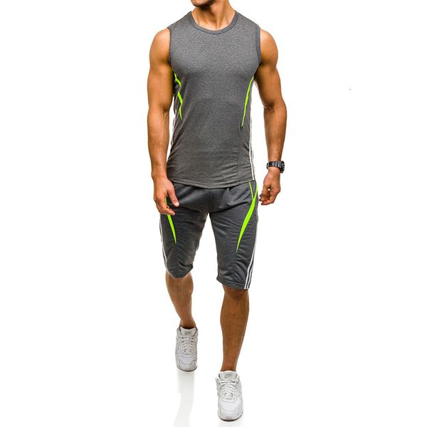 2021 new mens fashion tracksuits brand sleeveless outfits sweatshirt and pants gym sportswear workout clothing sweat suits men vumz, Black;brown
2021 new mens fashion tracksuits brand sleeveless outfits sweatshirt and pants gym sportswear workout clothing sweat suits men vumz, Black;brown