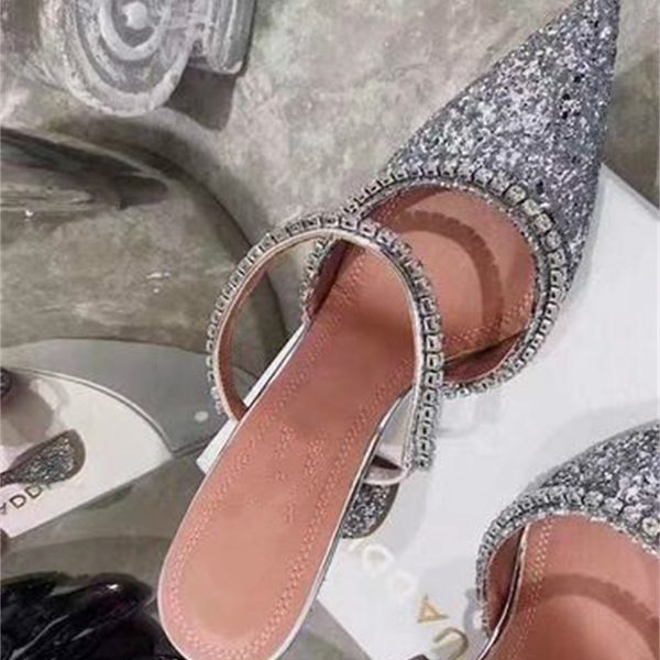 2021 new popular european and summer stunning crystal-bright spool sequins pointed in women's heels slippers mw9h, Black
2021 new popular european and summer stunning crystal-bright spool sequins pointed in women's heels slippers mw9h, Black