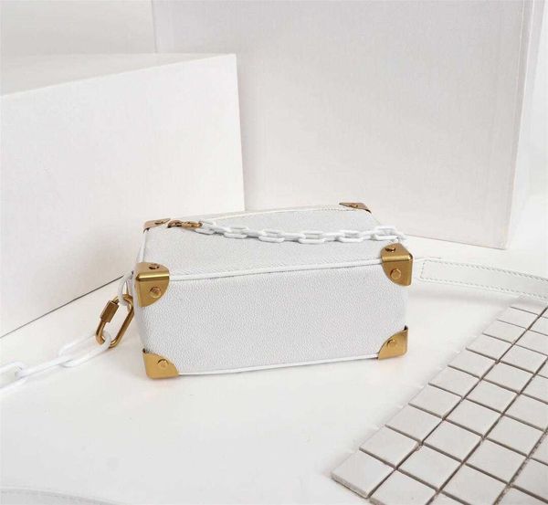 new fashion luxuries designers bags purses women brand handbags classic style genuine leather diagonal shoulder bags
new fashion luxuries designers bags purses women brand handbags classic style genuine leather diagonal shoulder bags
