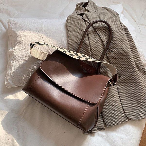 shoulder bags 2021 soft pu leather crossbody messenger for wome large capacity envelope suitable spring summer
shoulder bags 2021 soft pu leather crossbody messenger for wome large capacity envelope suitable spring summer
