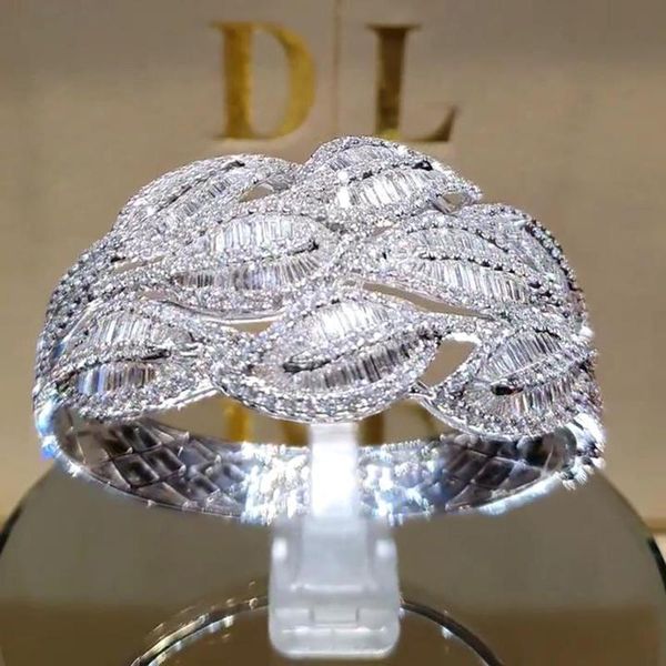 elegant wedding rings for women blingbling crystal zircon wedding anniversary commemorative day lady fashion ring jewelry 40m730, Slivery;golden
elegant wedding rings for women blingbling crystal zircon wedding anniversary commemorative day lady fashion ring jewelry 40m730, Slivery;golden
