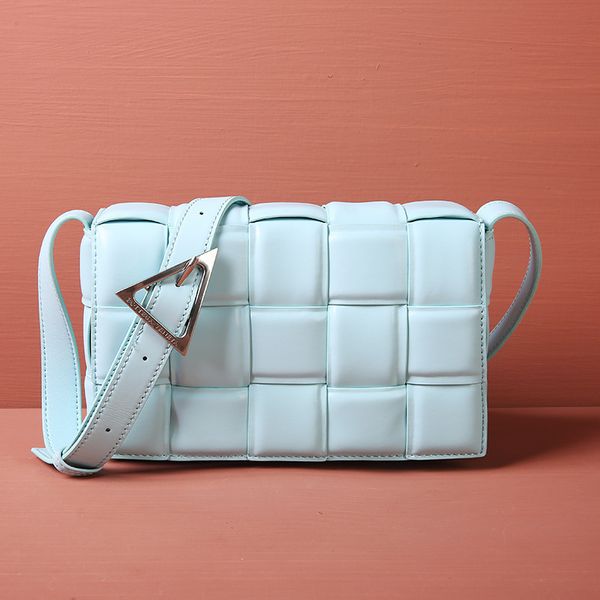 2020 new designers arrivals designer leather bags pillow body fashion woven women handbags bags casual luxury woman wallet shoulder
2020 new designers arrivals designer leather bags pillow body fashion woven women handbags bags casual luxury woman wallet shoulder