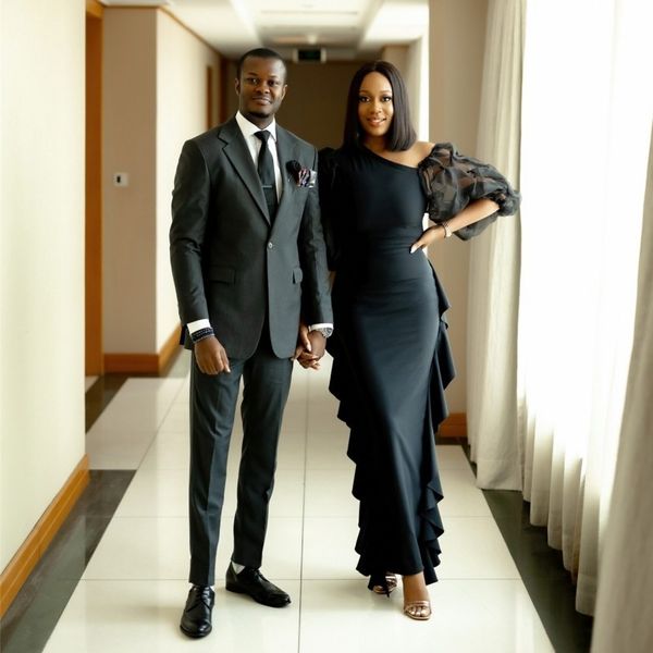 african chiffon prom dresses with puffy half sleeves illusion rufflus evening v neck black girls party gowns
african chiffon prom dresses with puffy half sleeves illusion rufflus evening v neck black girls party gowns