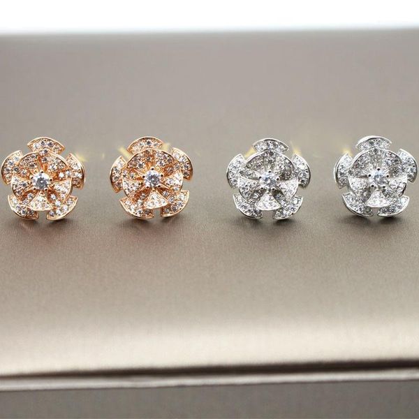 sljely really 925 sterling silver flower stud earrings micro pave full cubic zirconia stones for women jewelry1, Golden;silver
sljely really 925 sterling silver flower stud earrings micro pave full cubic zirconia stones for women jewelry1, Golden;silver
