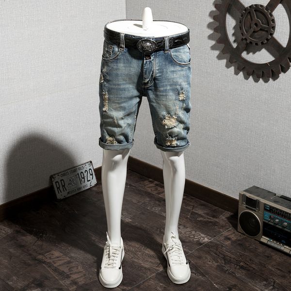 men's capris summer new personality student straight patch hole denim short pants, Blue
men's capris summer new personality student straight patch hole denim short pants, Blue