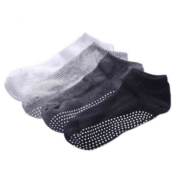 4 pairs men cotton non-slip yoga socks with grips breathable anti skid socks low cut sports socks for gym fitness ballet pilates 220105, Black
4 pairs men cotton non-slip yoga socks with grips breathable anti skid socks low cut sports socks for gym fitness ballet pilates 220105, Black