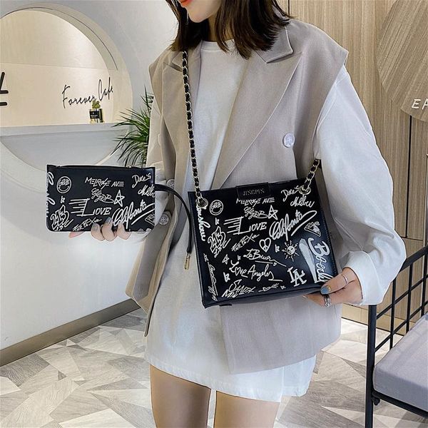 women's bag 2020 new fashion versatile chain bag popular single shoulder armpit messenger
women's bag 2020 new fashion versatile chain bag popular single shoulder armpit messenger