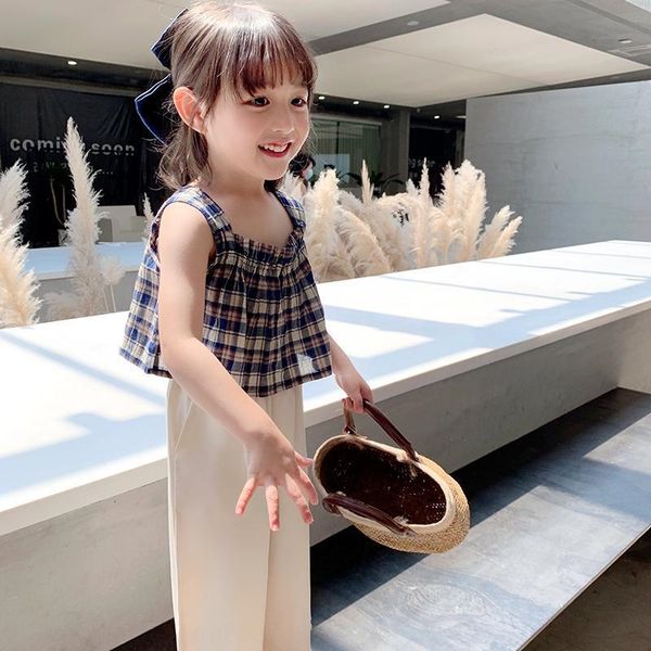 2020 wear new girls summer suit foreign style wide leg pants children's sling children's clothingwide leg pants baby fashionable s, Gray
2020 wear new girls summer suit foreign style wide leg pants children's sling children's clothingwide leg pants baby fashionable s, Gray