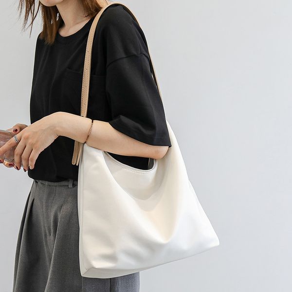 casual nylon women shoulder bags simply large capacity totes lady messenger bags canvas shoppiing shopper bag students bag 2020 c1016
casual nylon women shoulder bags simply large capacity totes lady messenger bags canvas shoppiing shopper bag students bag 2020 c1016