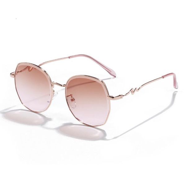 2021 new candy fashion desinger sun glasses vintage summer shades metal wholesale sunglasses men and women gafas 5uuc, White;black
2021 new candy fashion desinger sun glasses vintage summer shades metal wholesale sunglasses men and women gafas 5uuc, White;black