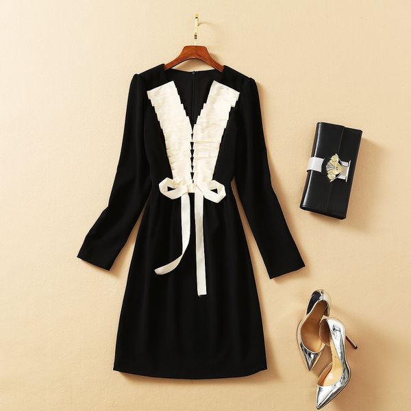 1102 2020 autumn flora dress fashion dress long sleeve v neck flora print empire women's clothes as, White;black
1102 2020 autumn flora dress fashion dress long sleeve v neck flora print empire women's clothes as, White;black