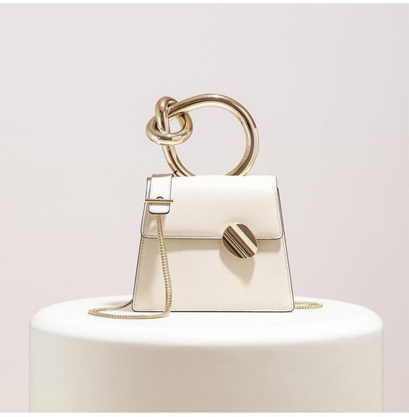 2020 special golden sequined lock women fashion shoulder bags knot handle ladies elegance handbags metal chains crossbody bags
2020 special golden sequined lock women fashion shoulder bags knot handle ladies elegance handbags metal chains crossbody bags