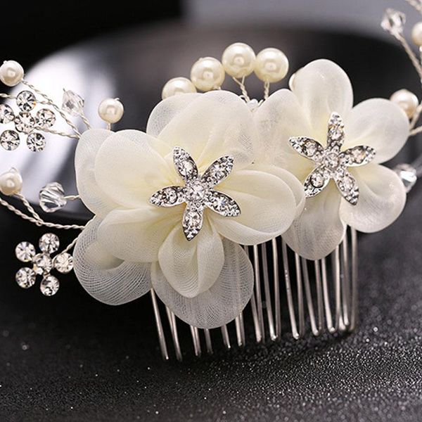 ladies shining crystal delicate hair comb women white color flower beauty hair jewelry bridal wedding temperamental headpieces, Golden;silver
ladies shining crystal delicate hair comb women white color flower beauty hair jewelry bridal wedding temperamental headpieces, Golden;silver