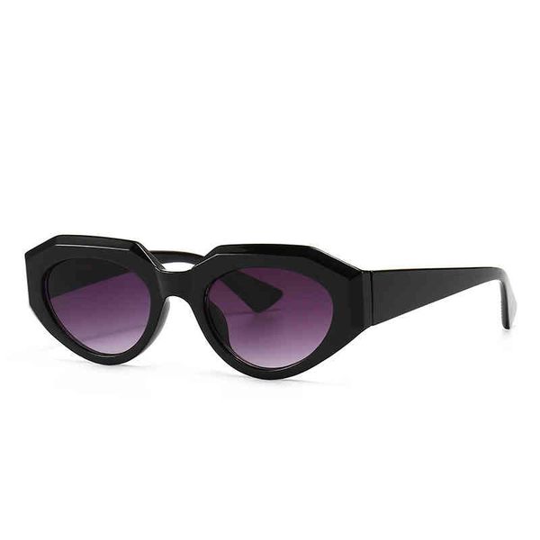 new style metal inlaid square sunglass fashion street p modern charm sunglass 19053, White;black
new style metal inlaid square sunglass fashion street p modern charm sunglass 19053, White;black