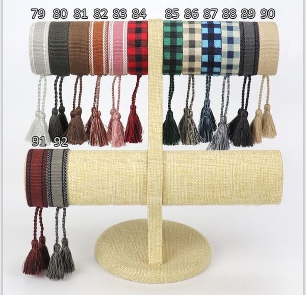 2020 jewelry women men bracelets fashion braided tassel bracelet 92 style embroidered lovers bracelet designer with box, Black
2020 jewelry women men bracelets fashion braided tassel bracelet 92 style embroidered lovers bracelet designer with box, Black