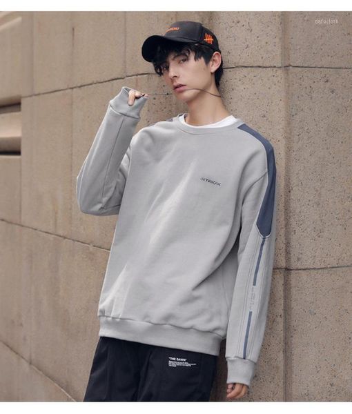 men's 2020 spring new ins round neck loose shoulder hit color stitching shirt1, Black
men's 2020 spring new ins round neck loose shoulder hit color stitching shirt1, Black