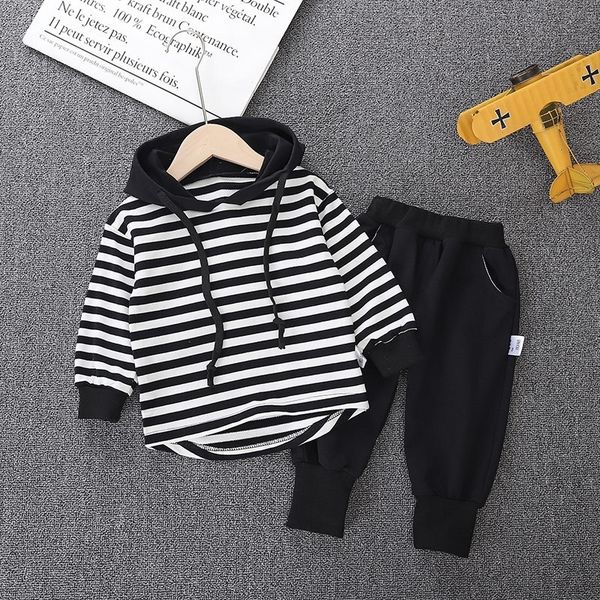 winter long sleeves t-shirt with hats child pants 2pcs striped toddler boy clothes children's sets 201126, White
winter long sleeves t-shirt with hats child pants 2pcs striped toddler boy clothes children's sets 201126, White