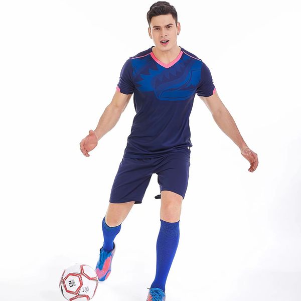 new selling quick drying soccer jersey team custom printednumber name and soccer team logo graphic full kit 118#2002, Black 
new selling quick drying soccer jersey team custom printednumber name and soccer team logo graphic full kit 118#2002, Black