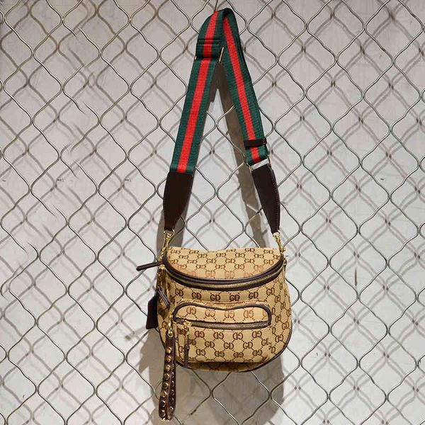 2022 factory wholesale handbag canvas bag light women's popular versatile shoulder belt chest single shoulder waist
2022 factory wholesale handbag canvas bag light women's popular versatile shoulder belt chest single shoulder waist