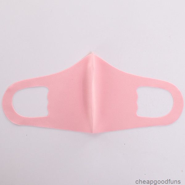 u us stock anti dust mouth face cover pm2.5 party mask respirator dustproof anti-bacterial washable reusable kids ic 6u
u us stock anti dust mouth face cover pm2.5 party mask respirator dustproof anti-bacterial washable reusable kids ic 6u