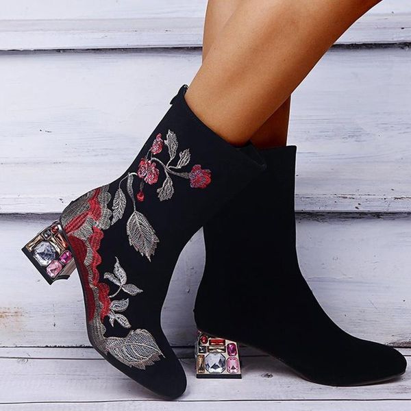 ankle boots for women black boots 2020 autunm new show women's black breathable suede flower high heel diamond embroidery
ankle boots for women black boots 2020 autunm new show women's black breathable suede flower high heel diamond embroidery