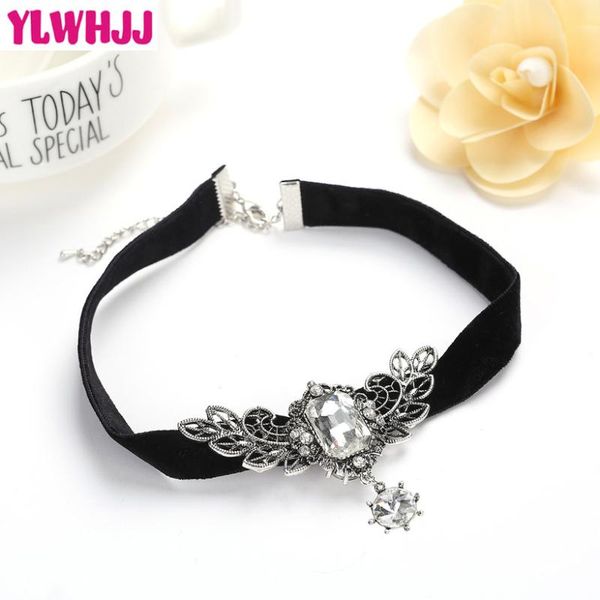 chokers ylwhjj women white gem crystal wing choker necklace girls black velvet rhinestone maxi fashion jewelry torques, Golden;silver
chokers ylwhjj women white gem crystal wing choker necklace girls black velvet rhinestone maxi fashion jewelry torques, Golden;silver