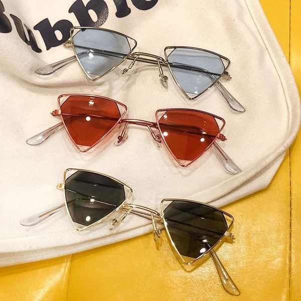 2019 new ins fashion punk style triangle hollow street spersonality metal sunglasses man, White;black
2019 new ins fashion punk style triangle hollow street spersonality metal sunglasses man, White;black
