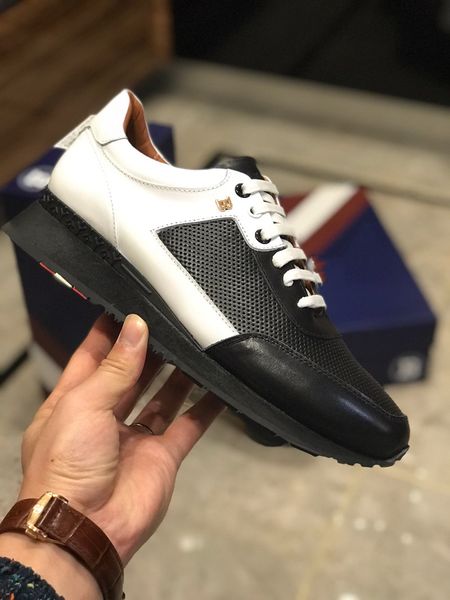 2021 men bright skin leather stitching year new fashion brand advanced manual leisure sneaker genuine leather running shoes size 38~46, Black
2021 men bright skin leather stitching year new fashion brand advanced manual leisure sneaker genuine leather running shoes size 38~46, Black