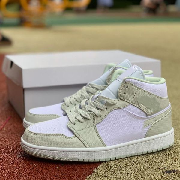 good quality jumpman 1 mid spruce aura (w) white spruce aura spruce aura golf shoes tennis shoes mens designer trainers schoenen size 36-47
good quality jumpman 1 mid spruce aura (w) white spruce aura spruce aura golf shoes tennis shoes mens designer trainers schoenen size 36-47