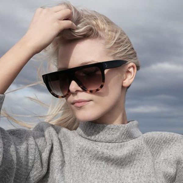 oversized flat sunglasses retro glasses fashion women brand design sun glasses female gafas shades lady vintage eyewear, White;black
oversized flat sunglasses retro glasses fashion women brand design sun glasses female gafas shades lady vintage eyewear, White;black