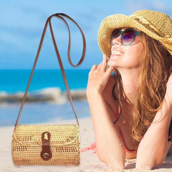 мода маленькие сумки на ремне женщины summer beach щитка пряжки сумки женские rattan длинные пробки crossbody сумки для путешествий
мода маленькие сумки на ремне женщины summer beach щитка пряжки сумки женские rattan длинные пробки crossbody сумки для путешествий