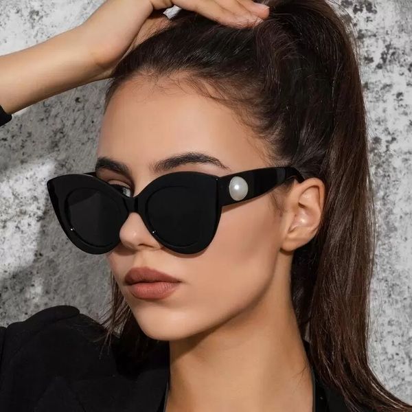 fashion pearl designer sunglasses brand sun glasses cat's eye frame women eyewear 4 color, White;black
fashion pearl designer sunglasses brand sun glasses cat's eye frame women eyewear 4 color, White;black