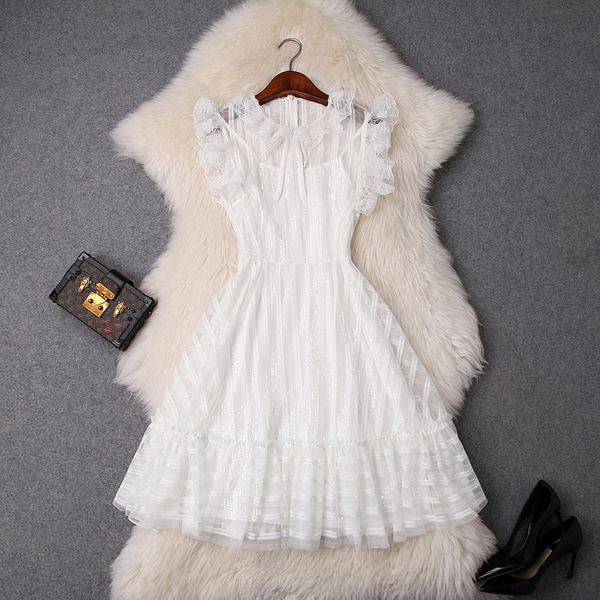 2019 summer women's new lace flying sleeve super fairy perspective suspender sling sling skirt mesh dress + sequin suspender skirt t968, Black;gray
2019 summer women's new lace flying sleeve super fairy perspective suspender sling sling skirt mesh dress + sequin suspender skirt t968, Black;gray