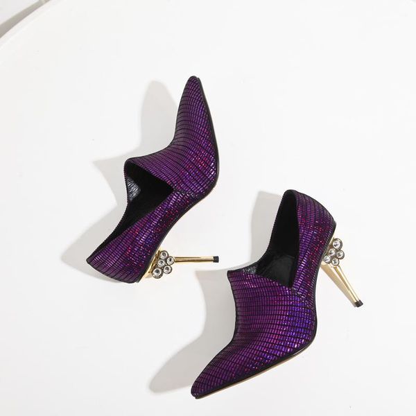 dress shoes stiletto high heel woman pointed purple spring and autumn single leather tide, Black
dress shoes stiletto high heel woman pointed purple spring and autumn single leather tide, Black