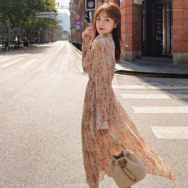 women chiffon pleated bottom dress 2021 spring summer female vintage elegant long sleeve loose casual office lady dress1, Black;gray
women chiffon pleated bottom dress 2021 spring summer female vintage elegant long sleeve loose casual office lady dress1, Black;gray