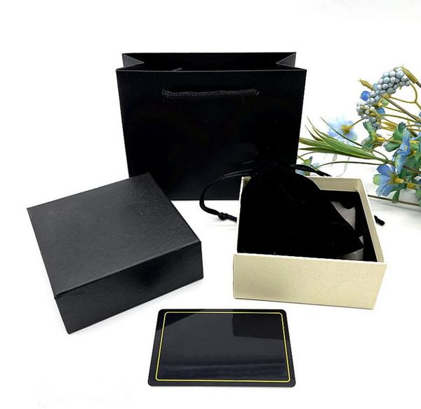 europe america designer fashion style black printed pattern letter jewelry sets boxes necklace bracelet earrings ring box dust bag gift bag, Black;white
europe america designer fashion style black printed pattern letter jewelry sets boxes necklace bracelet earrings ring box dust bag gift bag, Black;white