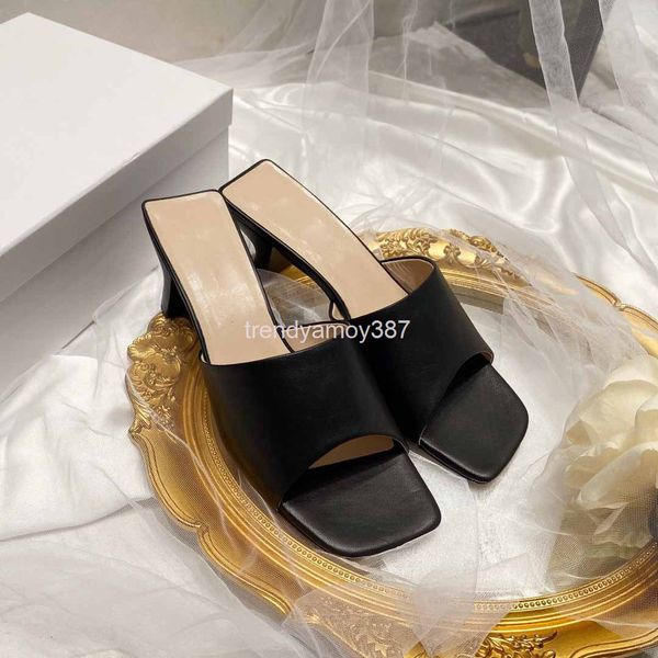 slippers wear sandals outside high heels, simple women's style, thin heel slippers, fashion and leisure muller shoes, summer shoes, Black
slippers wear sandals outside high heels, simple women's style, thin heel slippers, fashion and leisure muller shoes, summer shoes, Black