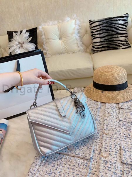 handbags quality shoulder fashion women luxury y messenger ladies new totes leather bags 2021 crossbody matte lady genuine designer aoap, Red;black
handbags quality shoulder fashion women luxury y messenger ladies new totes leather bags 2021 crossbody matte lady genuine designer aoap, Red;black