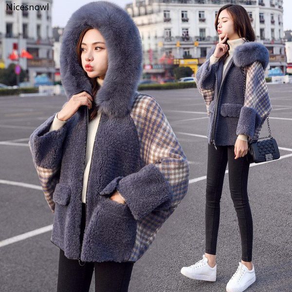 fur hooded plaid lambswool coat for womens autumn winter parka fashion bat sleeve warm jacket female casual outerwear kg-457, Black
fur hooded plaid lambswool coat for womens autumn winter parka fashion bat sleeve warm jacket female casual outerwear kg-457, Black