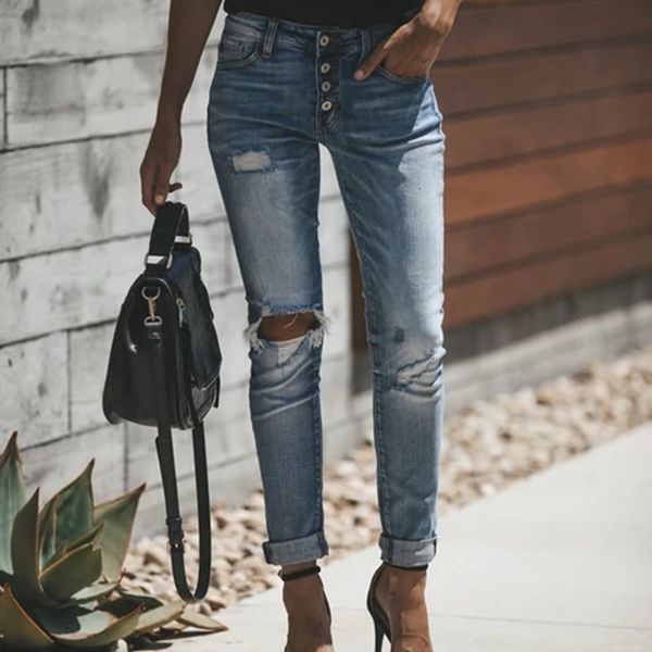 outer single women's full spray wash process light color elastic holed 4-button mid high waist jeans, Blue
outer single women's full spray wash process light color elastic holed 4-button mid high waist jeans, Blue